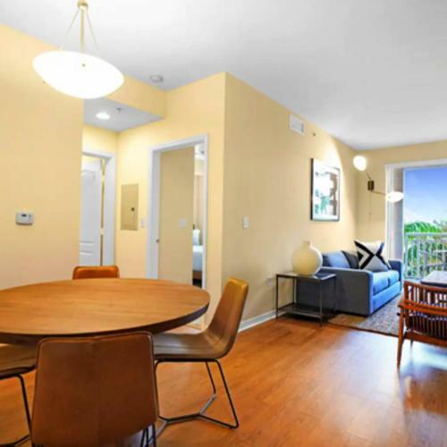 Hermoso Apartamento Con Piscina En Miami