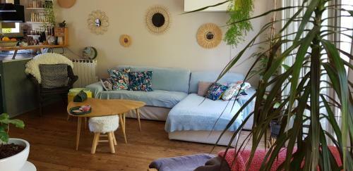 Agr�able Maison de Ville, Avec Tout � Proximit�.