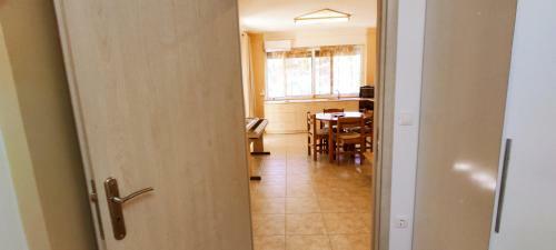 Apartamento Nikola's Residence