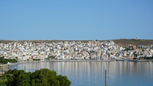 2 Bedroom Seaside Apartment In Sitia