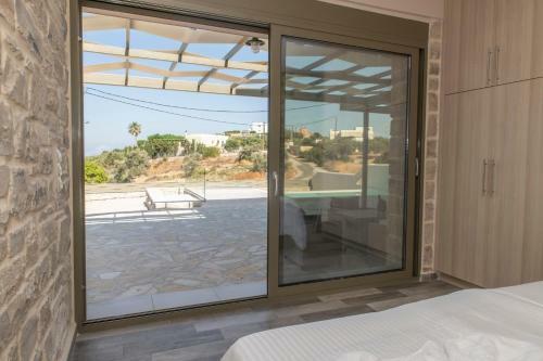 Aeonios Luxury Villa