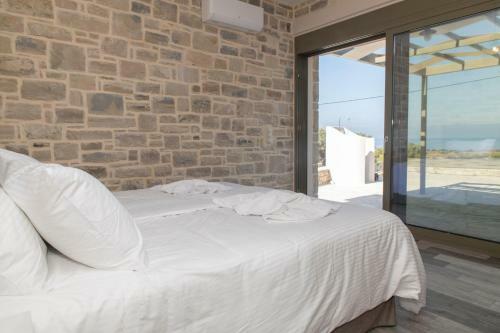 Aeonios Luxury Villa