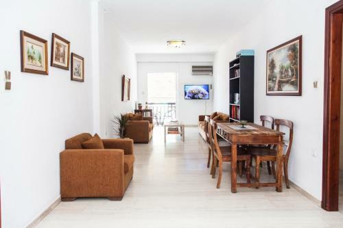Fabulous Apartment In Pireaus!