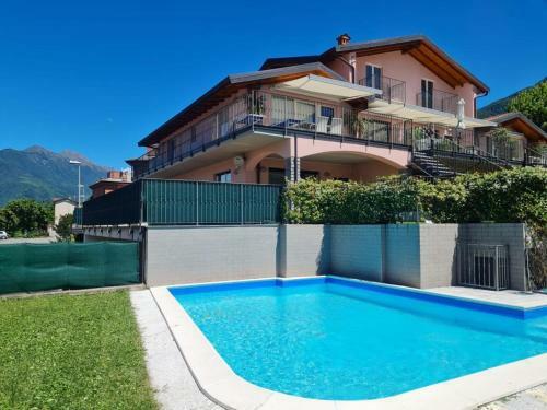 Apartamento Royal Apt Colico Lake Como