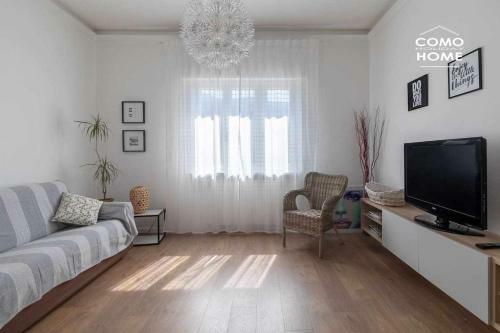 Como Holiday Home