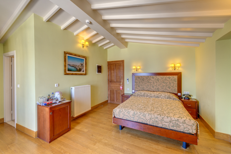 Hotel Apollonion Palace