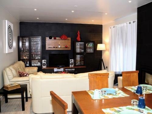 Hostal Cabo Da Vila Guesthouse