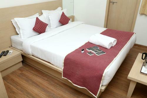 Hotel Tulsi Rooms N Banquite