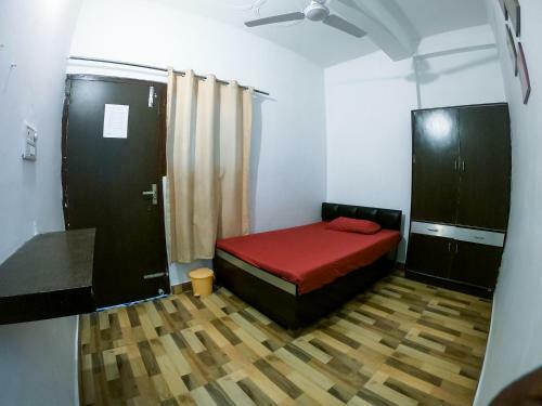 Hotel Ananta Residency
