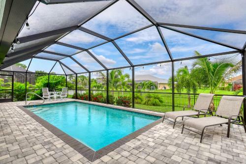 Cheerful 3bdrm Home, With Heated Pool