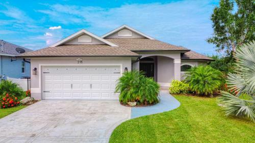 Cheerful 3bdrm Home, With Heated Pool