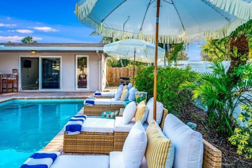 Pompano Pool Paradise