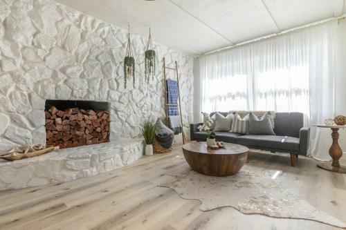 Renovated Seminole Salt Water Pool Home