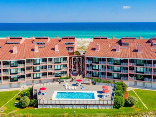 Apartamento Palm Beach Club #236