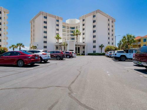 Apartamento Regency Towers #205 West