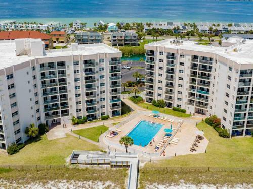 Apartamento Regency Towers #605 West