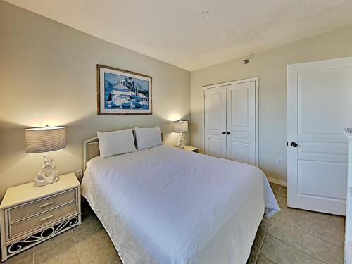 Apartamento Emerald Isle #304