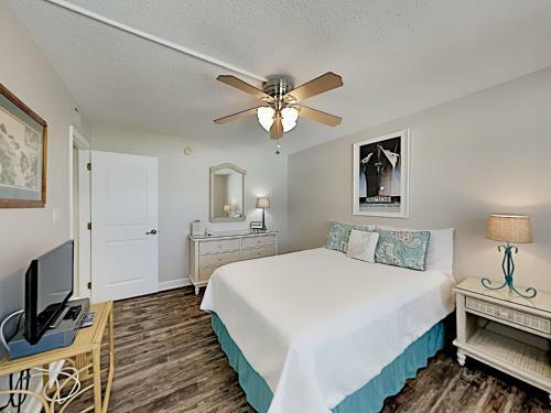 Apartamento Regency Towers #704 West