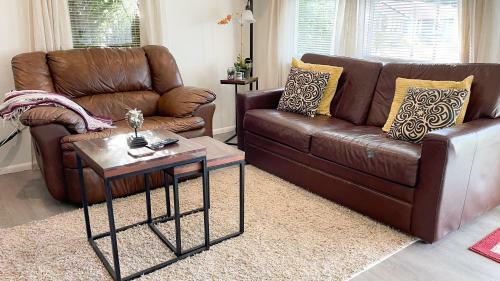 Adorable Private Cottage Close To Beach & Downtown