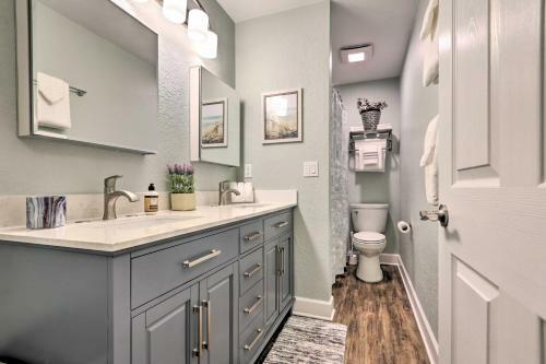 Bright Tallahassee Retreat With Lanai And Yard!