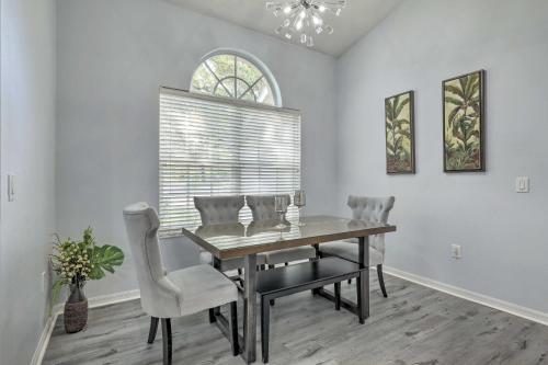 Idyllic Tampa Abode About 2 Mi To Busch Gardens!