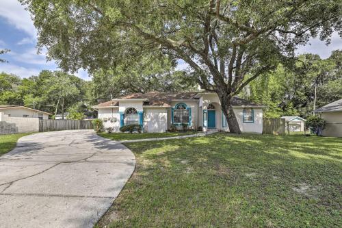 Idyllic Tampa Abode About 2 Mi To Busch Gardens!