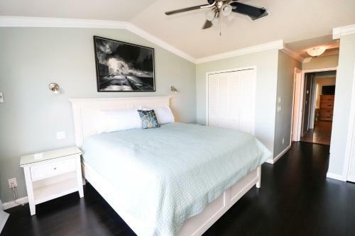 Sea Place 11206