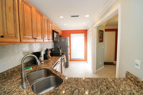 Sea Place 11206
