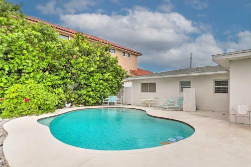 Bayfront St Pete Beach Home With Outdoor Pool!