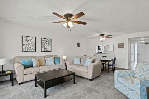 #223 Boca Vista Condominiums