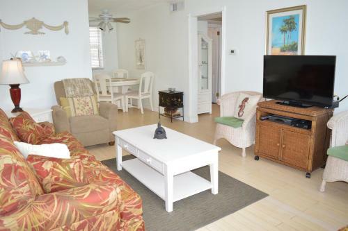 Friendly Native 204 By Travel Resort Services