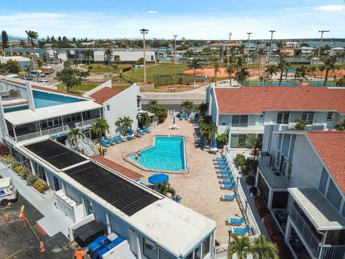 #331c Madeira Beach Yacht Club