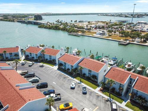 #331c Madeira Beach Yacht Club