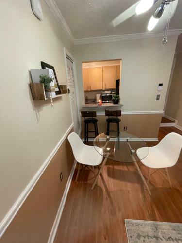 Apartamento Cozy Condo In Atlanta