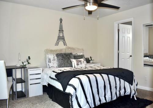 2 Bedrooms, Great Location With Pool!