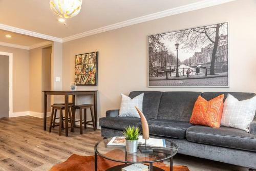 Downtown Atl Condo W Pool King Bed Lm1k2t