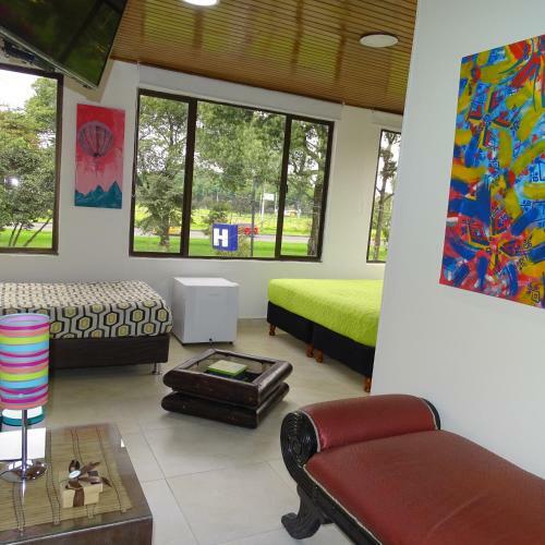 Hostal Violeta Park Hostel