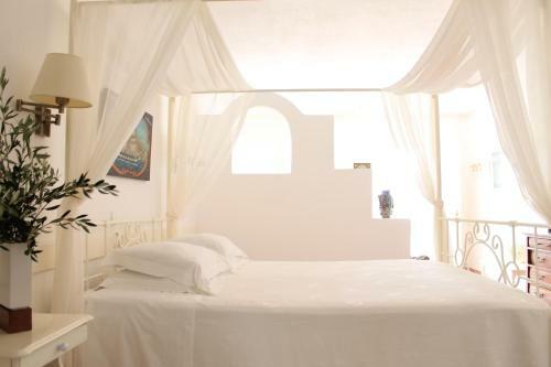Porto Scoutari Romantic Hotel