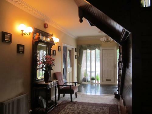 Bed & Breakfast Neidin House