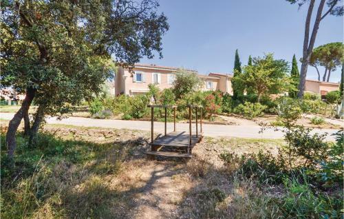 Two-bedroom Holiday Home In Calvisson