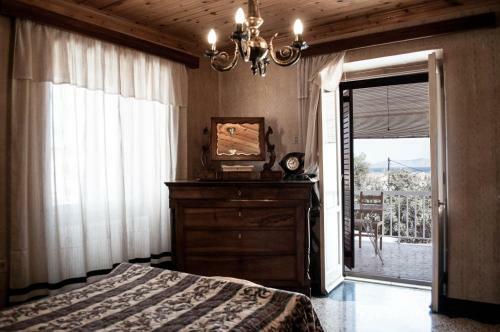 Lela's House