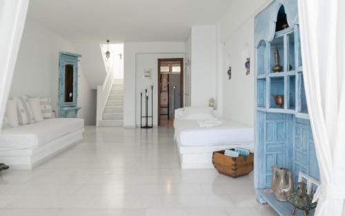 Spetses Blue