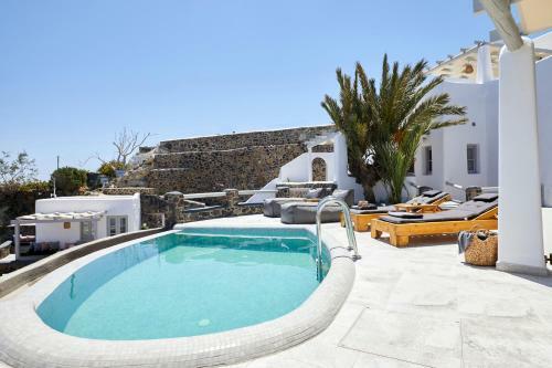 Villa El Verano Suites