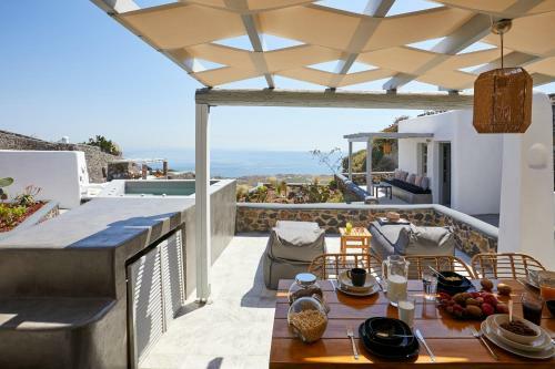 Villa El Verano Suites