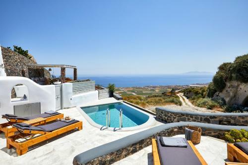 Villa El Verano Suites