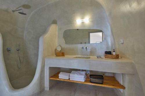 Villa El Verano Suites