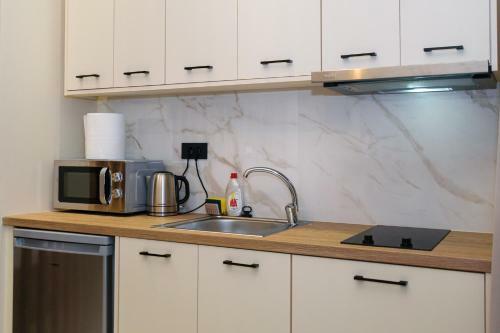 Teo Apartments