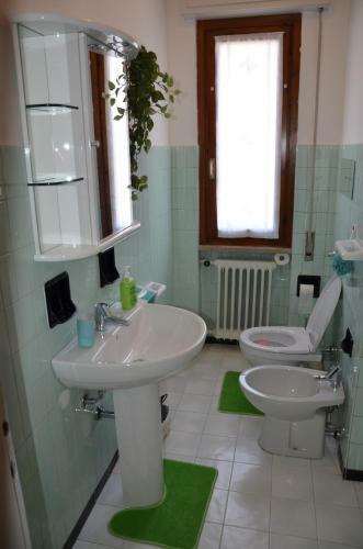 Lori's Holiday Apartment