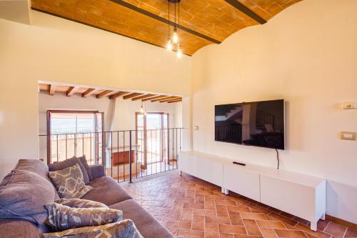 Apartamento Bright Apt With Terrace And Shared Pool
