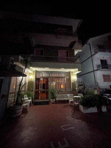Hotel Mediterraneo